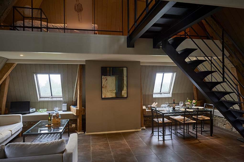 Gite La Passerelle - Manoir Le Plessix Madeuc Corseul 外观 照片